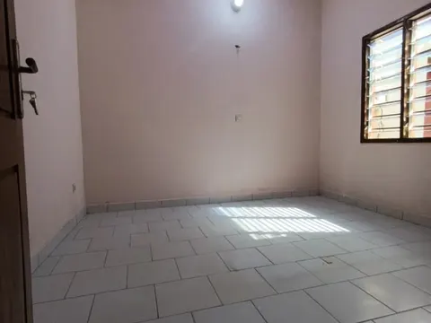 Photo 11 — 2 chambres salon à louer à Abomey-Calavi Séminaire, 70 000 FCFA/mois