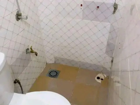 Salle d'eau — chambre salon Cotonou Tokan