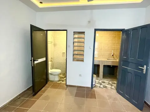 Cuisine et coin repas — location Abomey-Calavi Zogbadjè