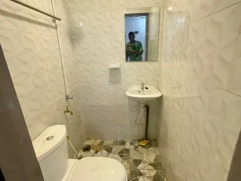 Vue intérieure — chambre salon à louer à Abomey-Calavi Zogbadjè, 50 000 FCFA/mois