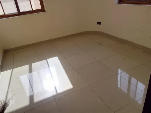 Vue intérieure — 3 chambres salon à louer à Cotonou Agla, 125 000 FCFA/mois