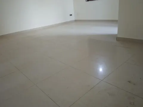 Photo 10 — 3 chambres salon à louer à Cotonou Agla, 125 000 FCFA/mois