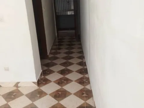 Vue intérieure — 3 chambres salon à louer à Abomey-Calavi Alegleta, 110 000 FCFA/mois