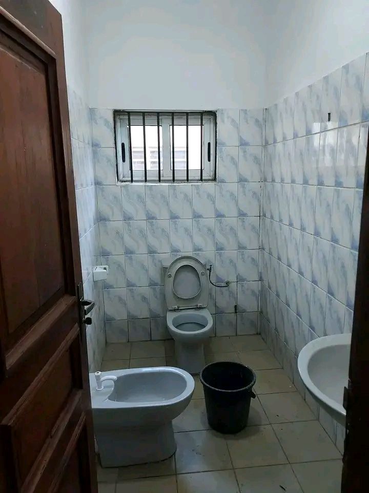 Photo 9 — villa / duplex à louer à Cotonou Agla, 300 000 FCFA/mois