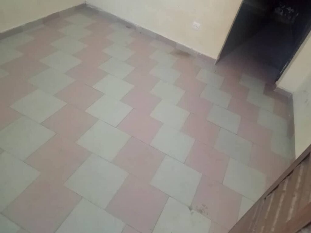 Cuisine et coin repas — location Abomey-Calavi Dekoungbe