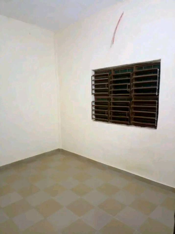 Salon principal — location Cotonou Tokan, 25 000 FCFA/mois