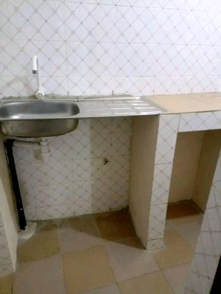 Cuisine et coin repas — location Cotonou Tokan