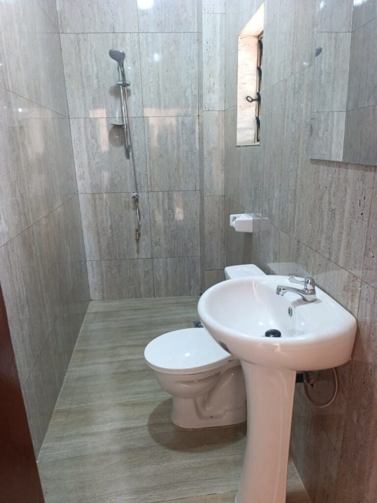 Photo 10 — 2 chambres salon à louer à Cotonou Agla, 200 000 FCFA/mois