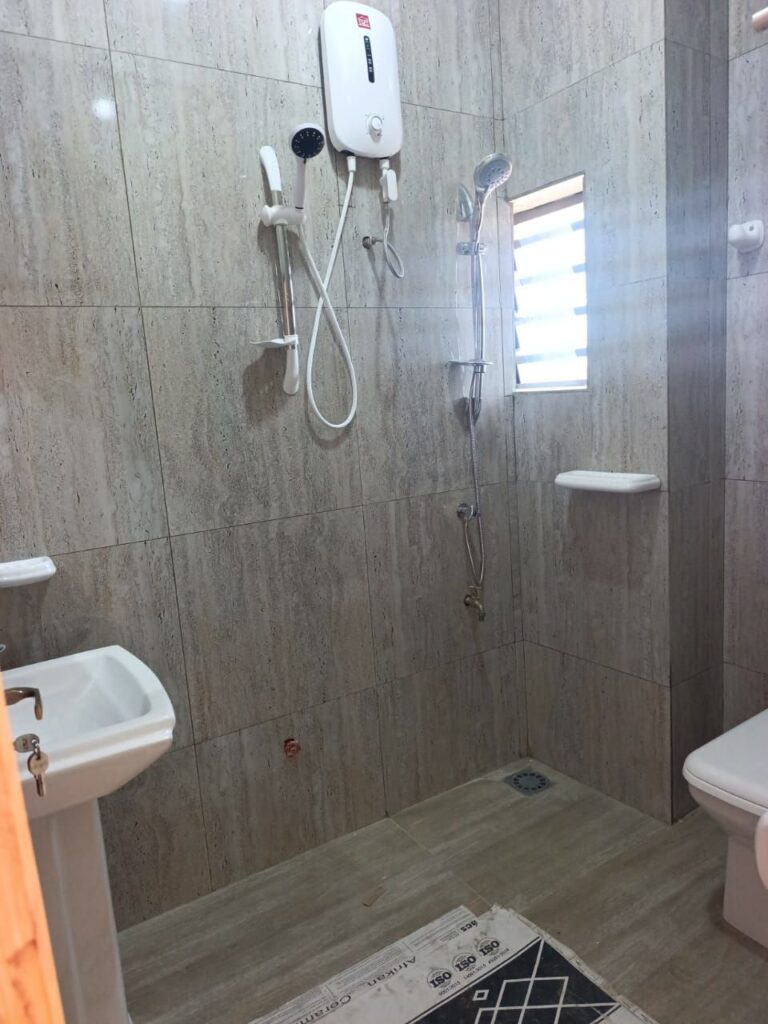 Photo 13 — 2 chambres salon à louer à Cotonou Agla, 200 000 FCFA/mois