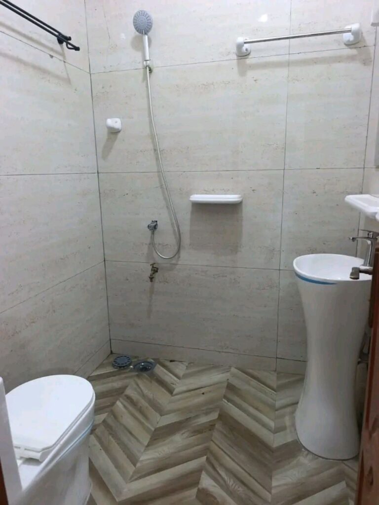 Photo 8 — 2 chambres salon à louer à Cotonou Agla, 200 000 FCFA/mois