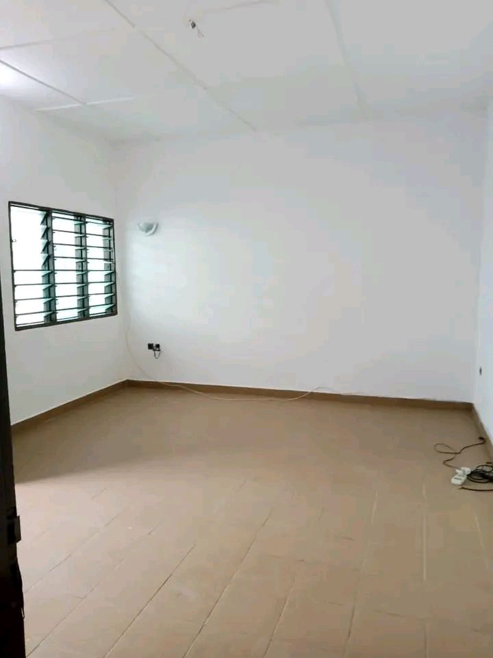 Salle d'eau — chambre salon Cotonou Agla