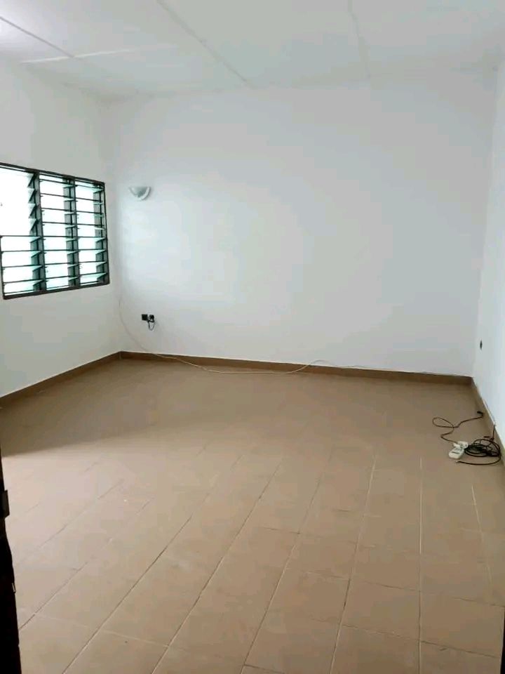 Espace extérieur — location Agla