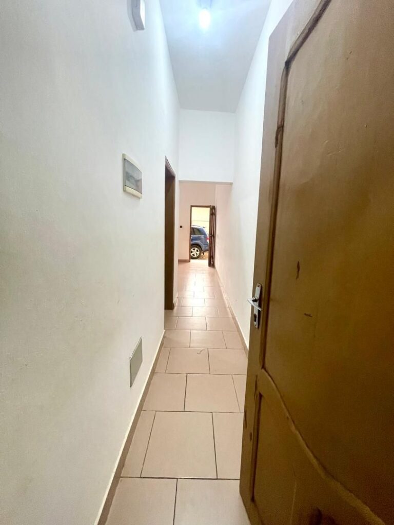 Photo 8 — chambre salon à louer à Abomey-Calavi Zogbadjè, 45 000 FCFA/mois