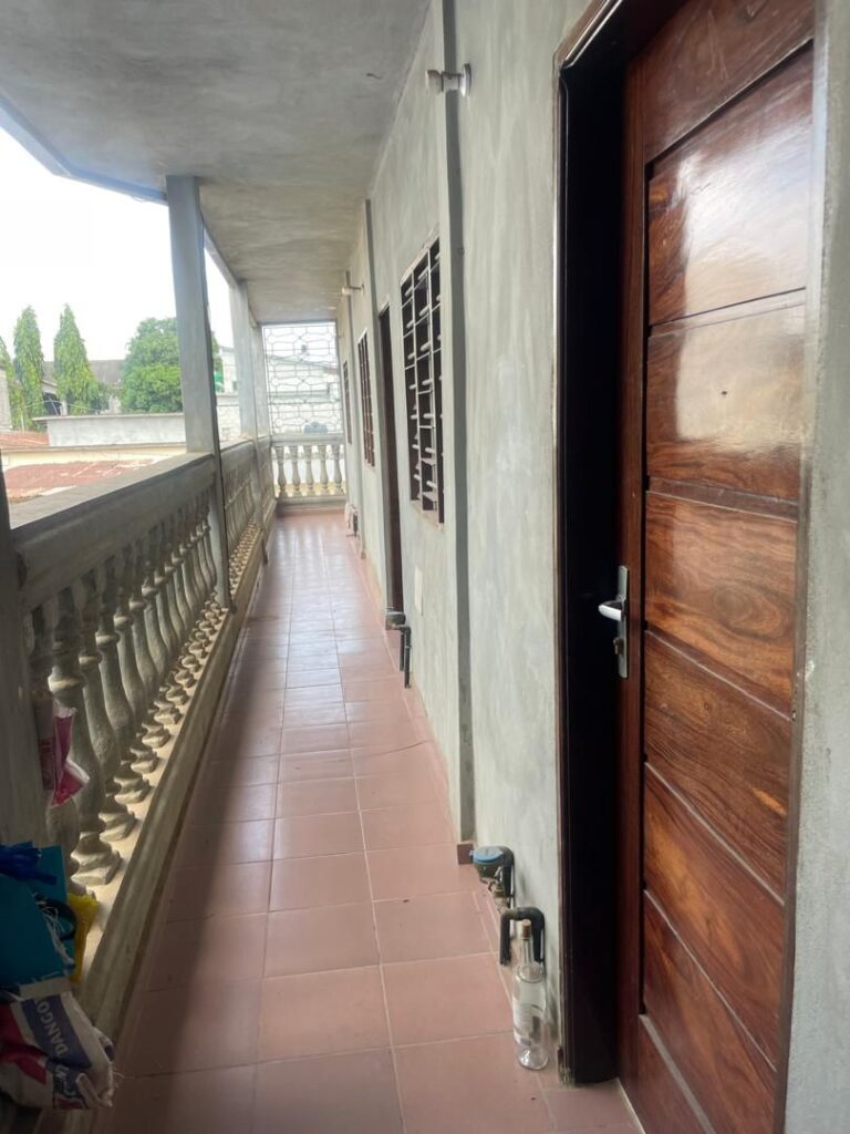 Photo 11 — chambre salon à louer à Abomey-Calavi Zogbadjè, 35 000 FCFA/mois