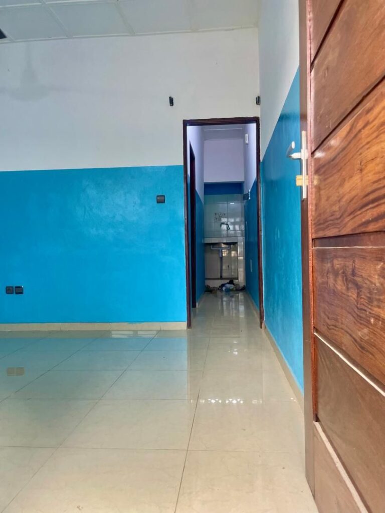 Salon principal — location Abomey-Calavi Zogbadjè, 35 000 FCFA/mois