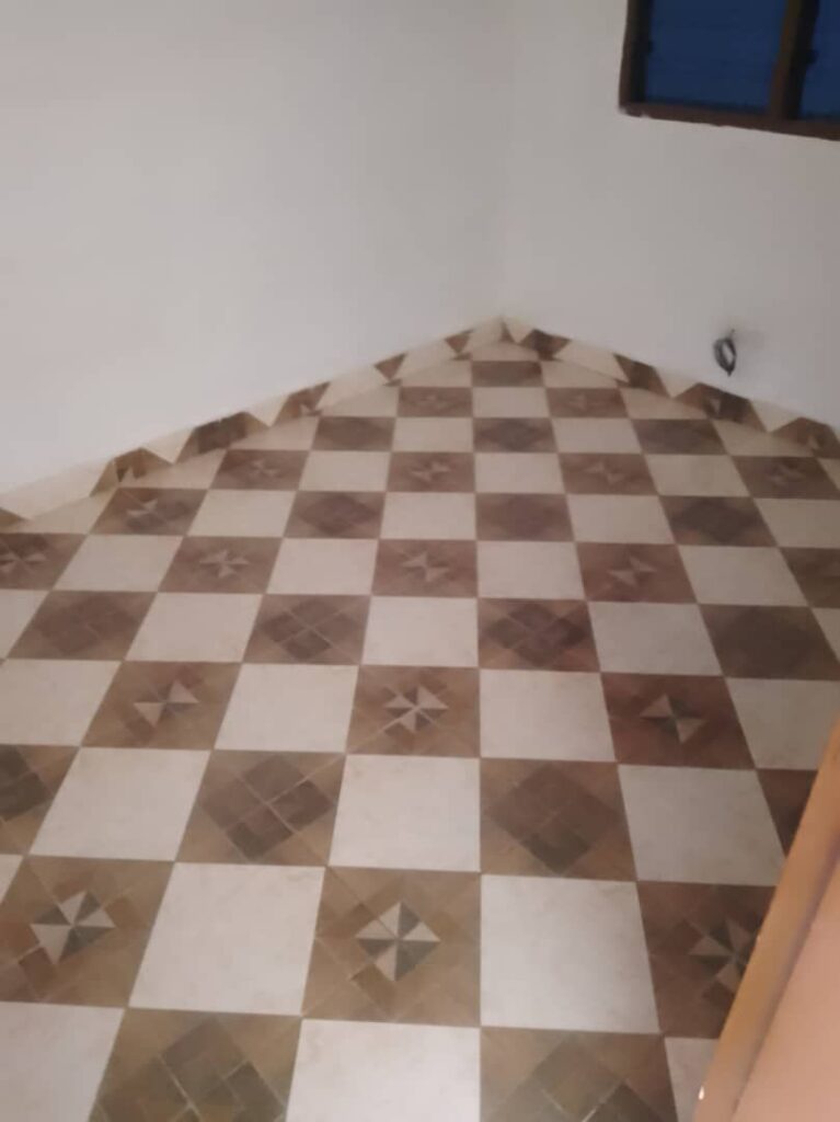 Salle d'eau — 3 chambres salon Abomey-Calavi Alegleta