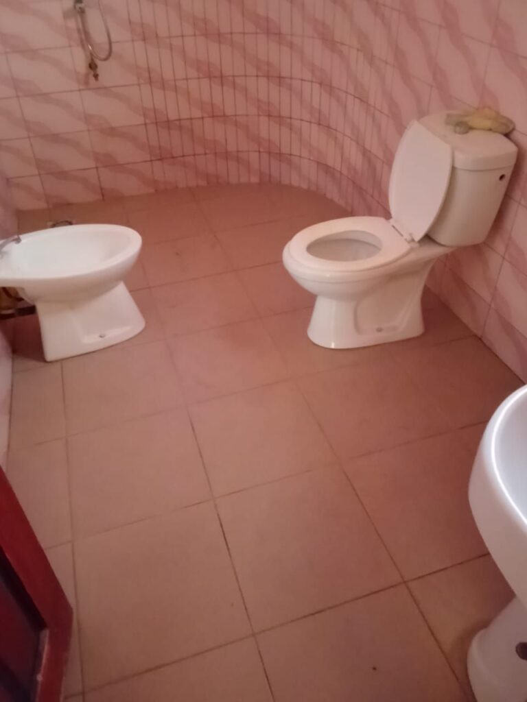 Photo 9 — 3 chambres salon à louer à Cotonou Agla, 125 000 FCFA/mois